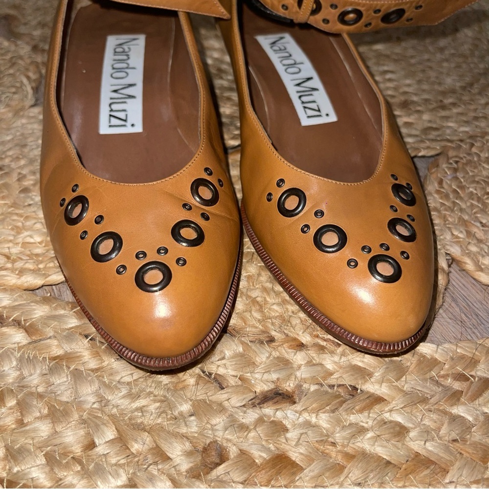 Women's Nando Muzi Grommet Italian Leather Mary Jane Pumps - Picture 6 of 11